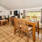 Traberhof - Landurlaub In Seiner Schoensten Form - Freies Reiten Inbegriffen - Hunde Willkommen - Sauna Im Haus - Kanuverleih - Tolle Radwege - Deich In Sichtweite Séjour à la campagne Schillig