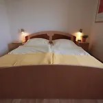Séjour à la campagne Traberhof - Landurlaub In Seiner Schoensten Form - Freies Reiten Inbegriffen - Hunde Willkommen - Sauna Im Haus - Kanuverleih - Tolle Radwege - Deich In Sichtweite Schillig