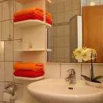 Traberhof - Landurlaub In Seiner Schoensten Form - Freies Reiten Inbegriffen - Hunde Willkommen - Sauna Im Haus - Kanuverleih - Tolle Radwege - Deich In Sichtweite Séjour à la campagne