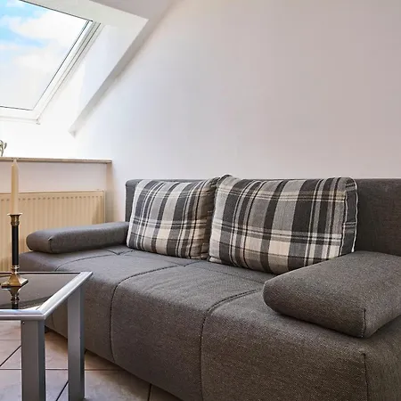 Hétvégi ház Traberhof - Landurlaub In Seiner Schoensten Form - Freies Reiten Inbegriffen - Hunde Willkommen - Sauna Im Haus - Kanuverleih - Tolle Radwege - Deich In Sichtweite Schillig