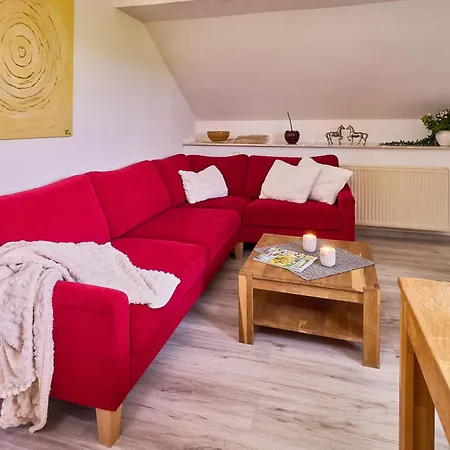 Traberhof - Landurlaub In Seiner Schoensten Form - Freies Reiten Inbegriffen - Hunde Willkommen - Sauna Im Haus - Kanuverleih - Tolle Radwege - Deich In Sichtweite Летний дом Шиллиг