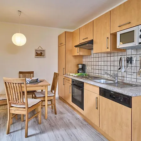 Traberhof - Landurlaub In Seiner Schoensten Form - Freies Reiten Inbegriffen - Hunde Willkommen - Sauna Im Haus - Kanuverleih - Tolle Radwege - Deich In Sichtweite *