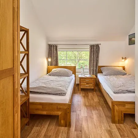 Traberhof - Landurlaub In Seiner Schoensten Form - Freies Reiten Inbegriffen - Hunde Willkommen - Sauna Im Haus - Kanuverleih - Tolle Radwege - Deich In Sichtweite منزل ريفي