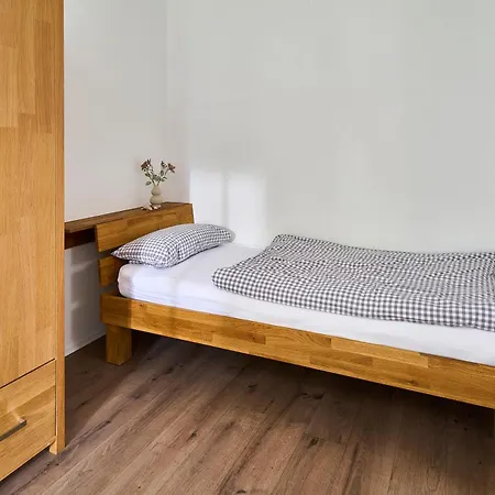 Traberhof - Landurlaub In Seiner Schoensten Form - Freies Reiten Inbegriffen - Hunde Willkommen - Sauna Im Haus - Kanuverleih - Tolle Radwege - Deich In Sichtweite * Шиллиг