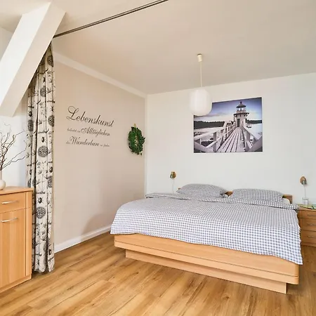 Traberhof - Landurlaub In Seiner Schoensten Form - Freies Reiten Inbegriffen - Hunde Willkommen - Sauna Im Haus - Kanuverleih - Tolle Radwege - Deich In Sichtweite Летний дом Шиллиг