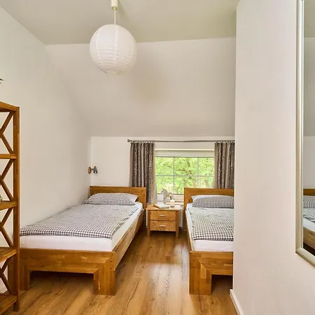 Traberhof - Landurlaub In Seiner Schoensten Form - Freies Reiten Inbegriffen - Hunde Willkommen - Sauna Im Haus - Kanuverleih - Tolle Radwege - Deich In Sichtweite Schillig