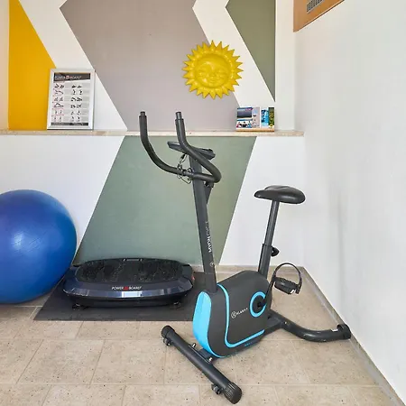 Traberhof - Landurlaub In Seiner Schoensten Form - Freies Reiten Inbegriffen - Hunde Willkommen - Sauna Im Haus - Kanuverleih - Tolle Radwege - Deich In Sichtweite *