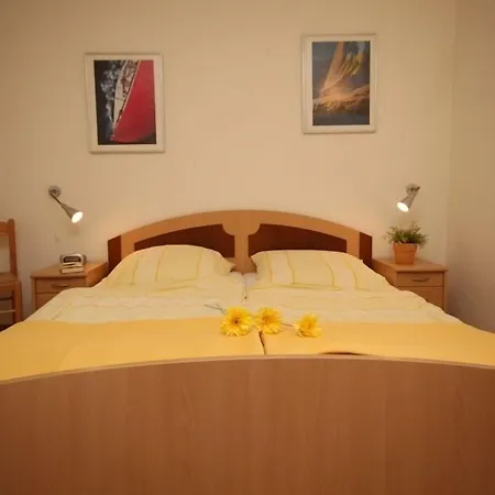 Traberhof - Landurlaub In Seiner Schoensten Form - Freies Reiten Inbegriffen - Hunde Willkommen - Sauna Im Haus - Kanuverleih - Tolle Radwege - Deich In Sichtweite منزل ريفي شيلينغ