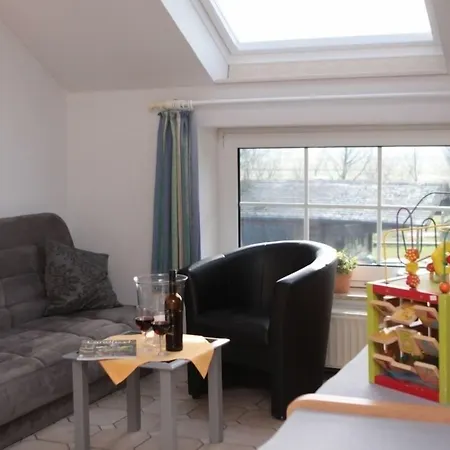 Venkovský dům Traberhof - Landurlaub In Seiner Schoensten Form - Freies Reiten Inbegriffen - Hunde Willkommen - Sauna Im Haus - Kanuverleih - Tolle Radwege - Deich In Sichtweite Schillig