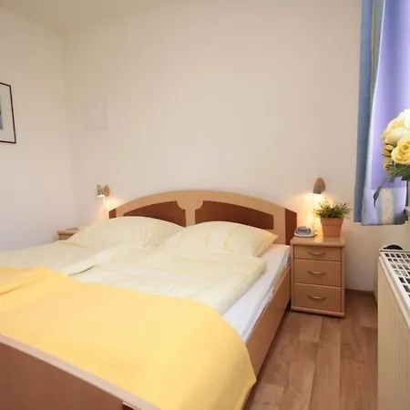 Traberhof - Landurlaub In Seiner Schoensten Form - Freies Reiten Inbegriffen - Hunde Willkommen - Sauna Im Haus - Kanuverleih - Tolle Radwege - Deich In Sichtweite منزل ريفي *