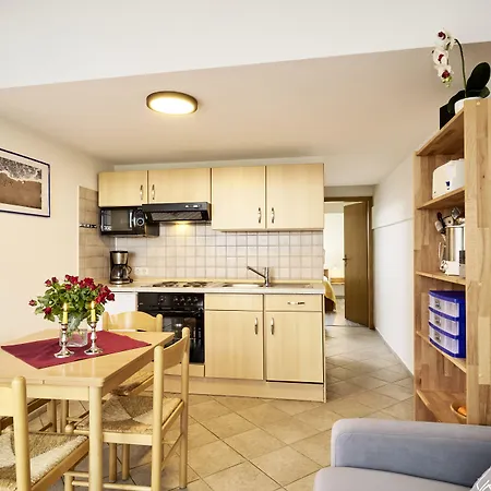 Traberhof - Landurlaub In Seiner Schoensten Form - Freies Reiten Inbegriffen - Hunde Willkommen - Sauna Im Haus - Kanuverleih - Tolle Radwege - Deich In Sichtweite منزل ريفي شيلينغ