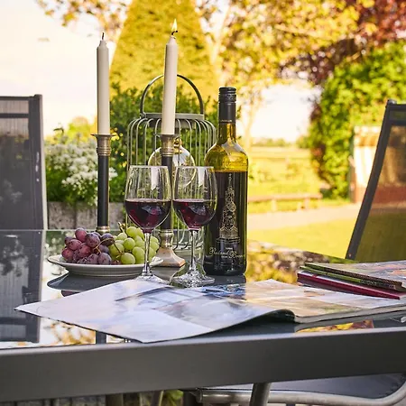 Traberhof - Landurlaub In Seiner Schoensten Form - Freies Reiten Inbegriffen - Hunde Willkommen - Sauna Im Haus - Kanuverleih - Tolle Radwege - Deich In Sichtweite Venkovský dům Schillig