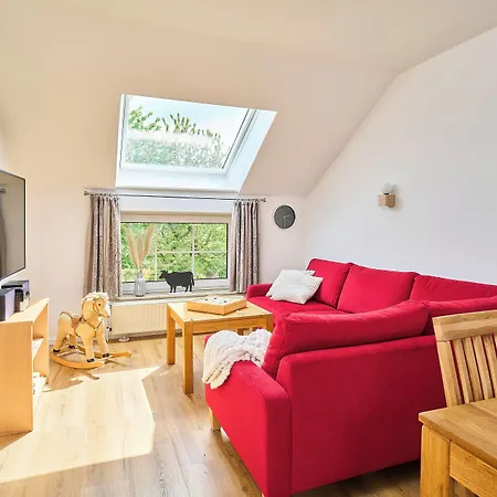 컨트리하우스 Traberhof - Landurlaub In Seiner Schoensten Form - Freies Reiten Inbegriffen - Hunde Willkommen - Sauna Im Haus - Kanuverleih - Tolle Radwege - Deich In Sichtweite