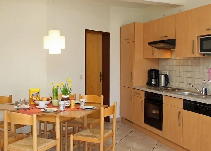 Traberhof - Landurlaub In Seiner Schoensten Form - Freies Reiten Inbegriffen - Hunde Willkommen - Sauna Im Haus - Kanuverleih - Tolle Radwege - Deich In Sichtweite