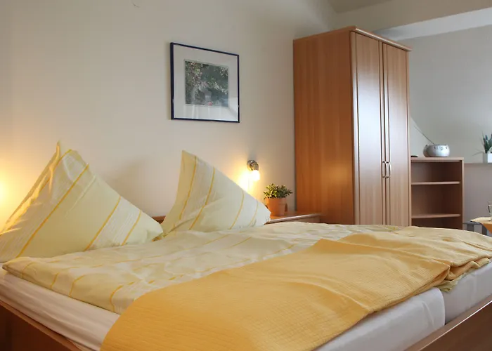 Traberhof - Landurlaub In Seiner Schoensten Form - Freies Reiten Inbegriffen - Hunde Willkommen - Sauna Im Haus - Kanuverleih - Tolle Radwege - Deich In Sichtweite * Schillig