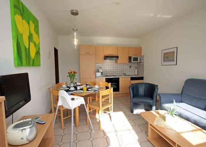 Traberhof - Landurlaub In Seiner Schoensten Form - Freies Reiten Inbegriffen - Hunde Willkommen - Sauna Im Haus - Kanuverleih - Tolle Radwege - Deich In Sichtweite *